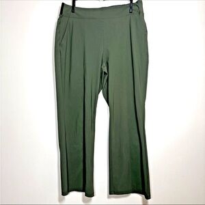 Athleta 14 Olive Cosmic Kick wide leg Pants High Rise
stretch Athleisure